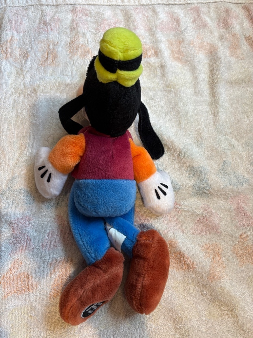 Vintage Disney Plush Goofy  Rare Yellow Hat 13 inches - Picture 6 of 9